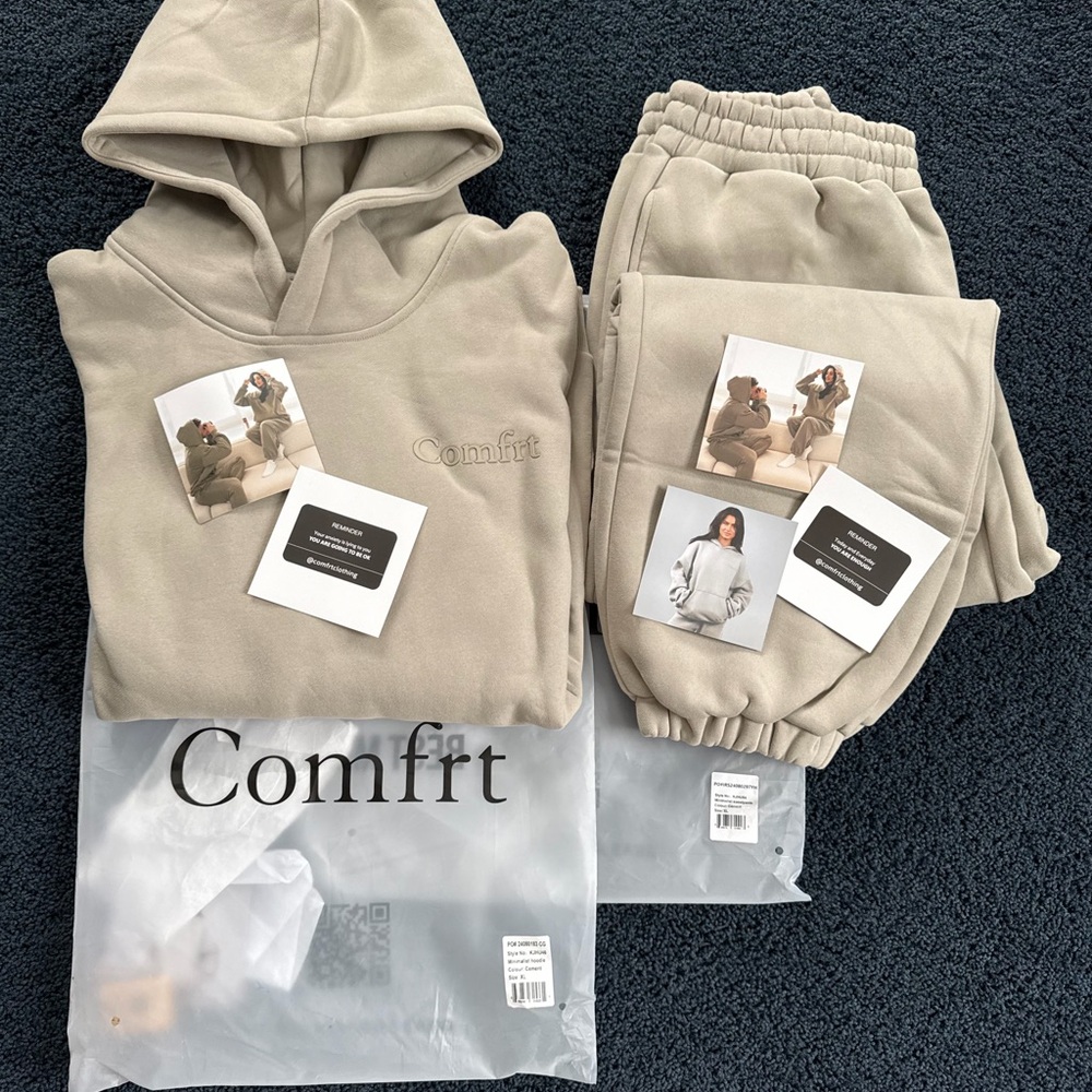 Comfrt Cement Color Minimalist Hoodie and Joggers Set